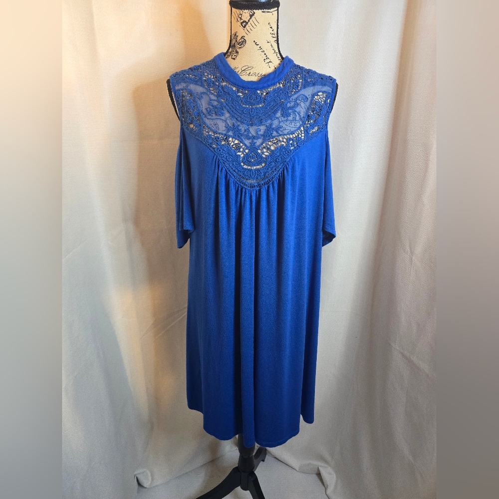 Free 2 Luv Dress